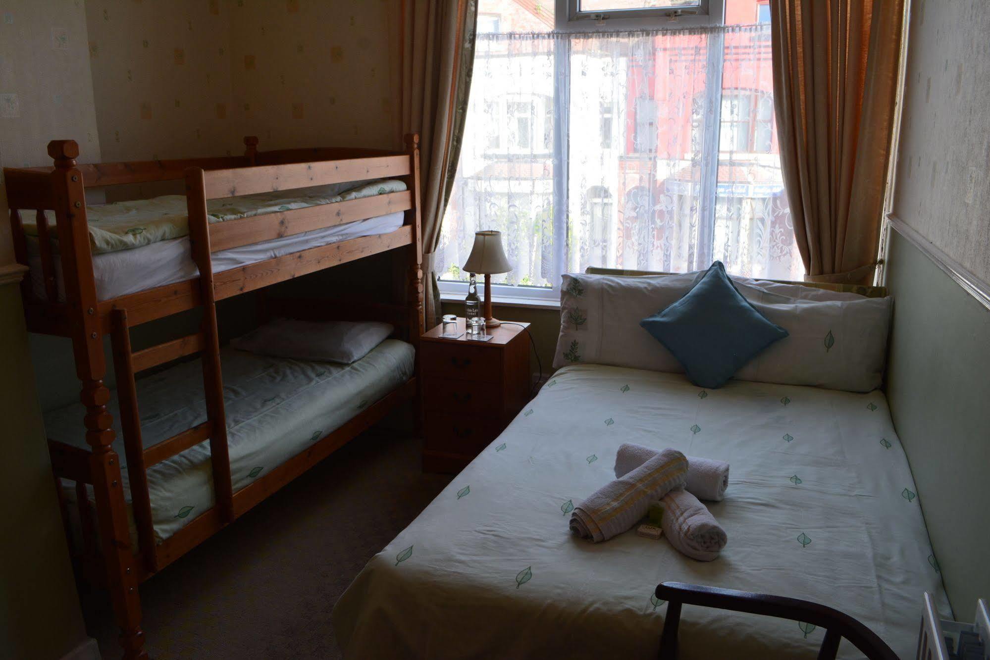 Holm Lea Hotel Blackpool Exteriör bild